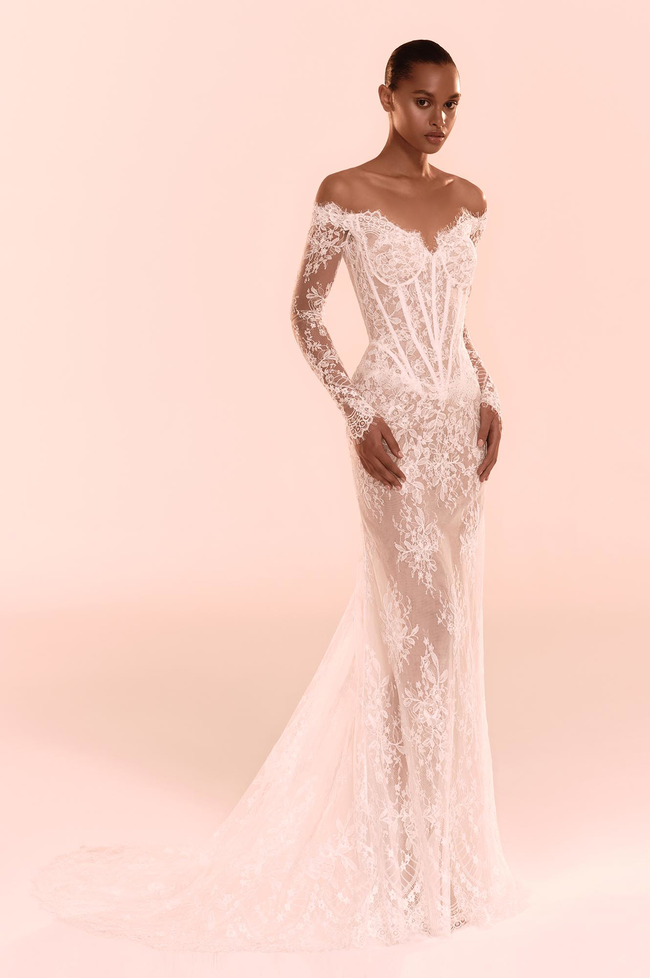 Zuhair Murad Mariage Fall 2026 Look 11 floral lace ball gown wedding dress with sweetheart corset and long veil